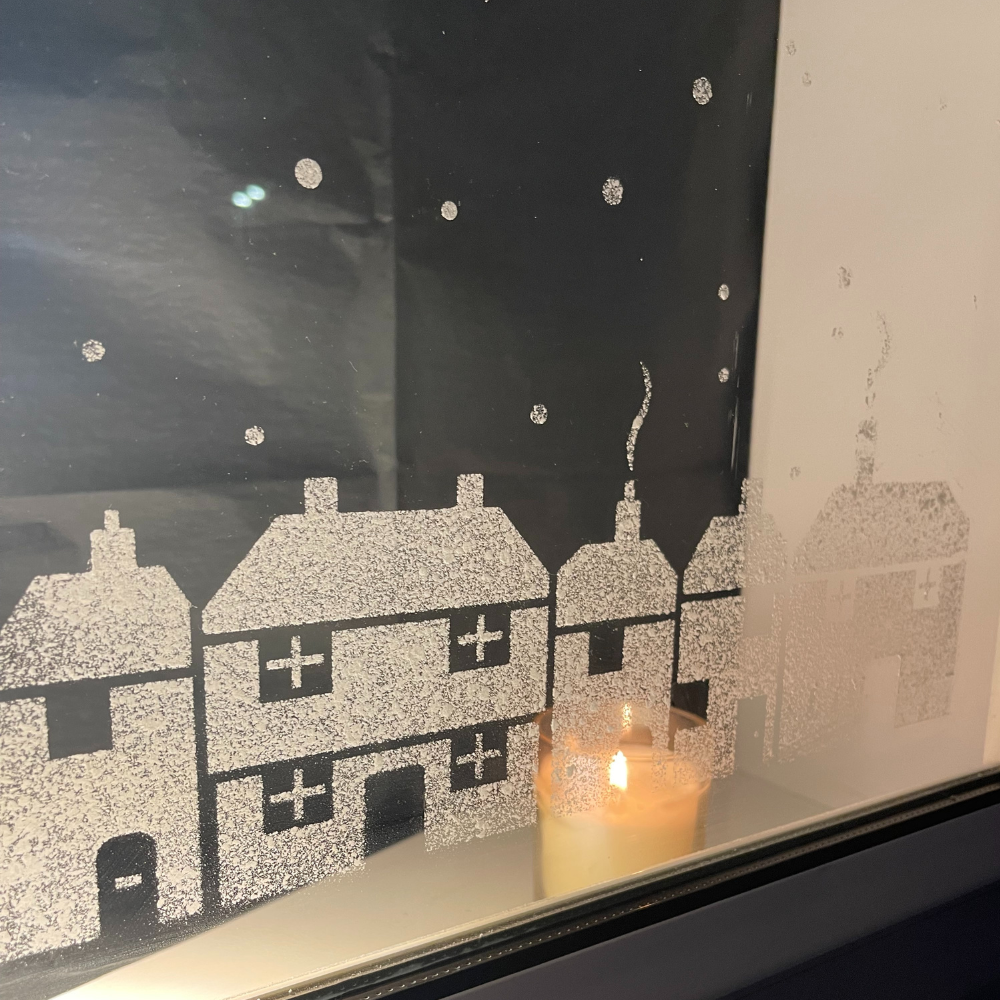 Christmas Houses Festive Window Display - Snow Spray Stencil